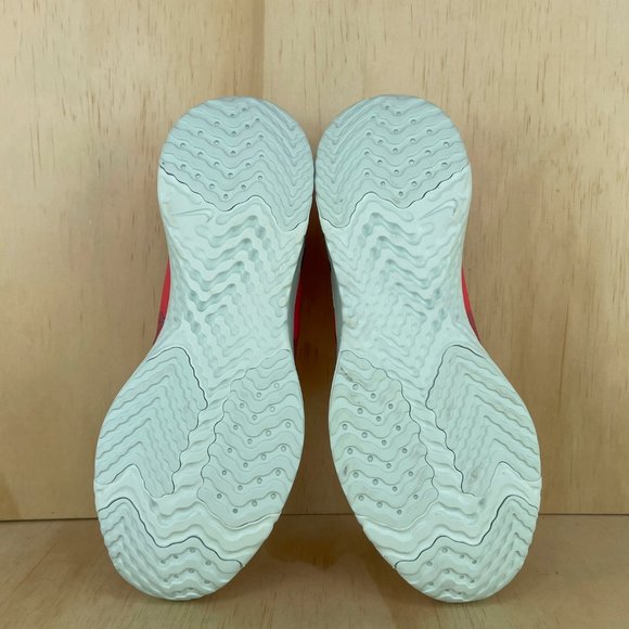 NEW Nike Odyssey React 2 Flyknit Ember Glow - Picture 7 of 11